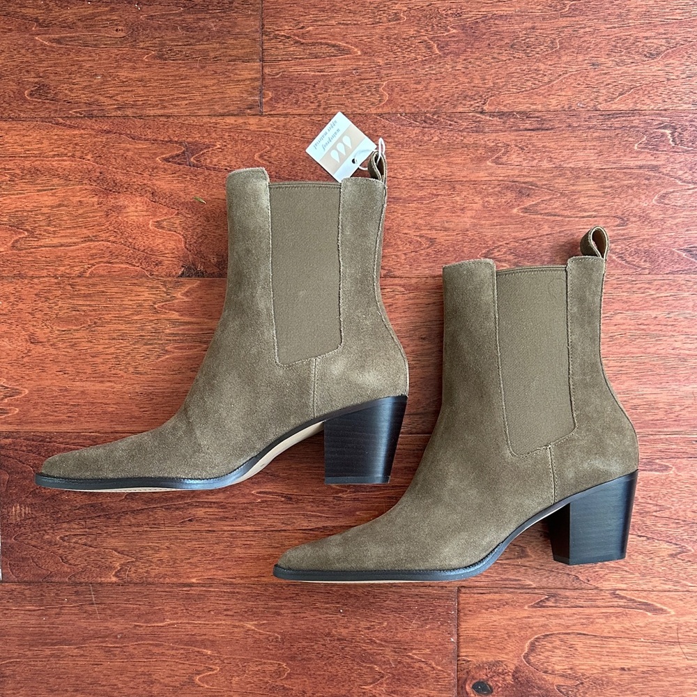 NWT! Dolce Vita Olive Suede Heeled Waterproof Boots